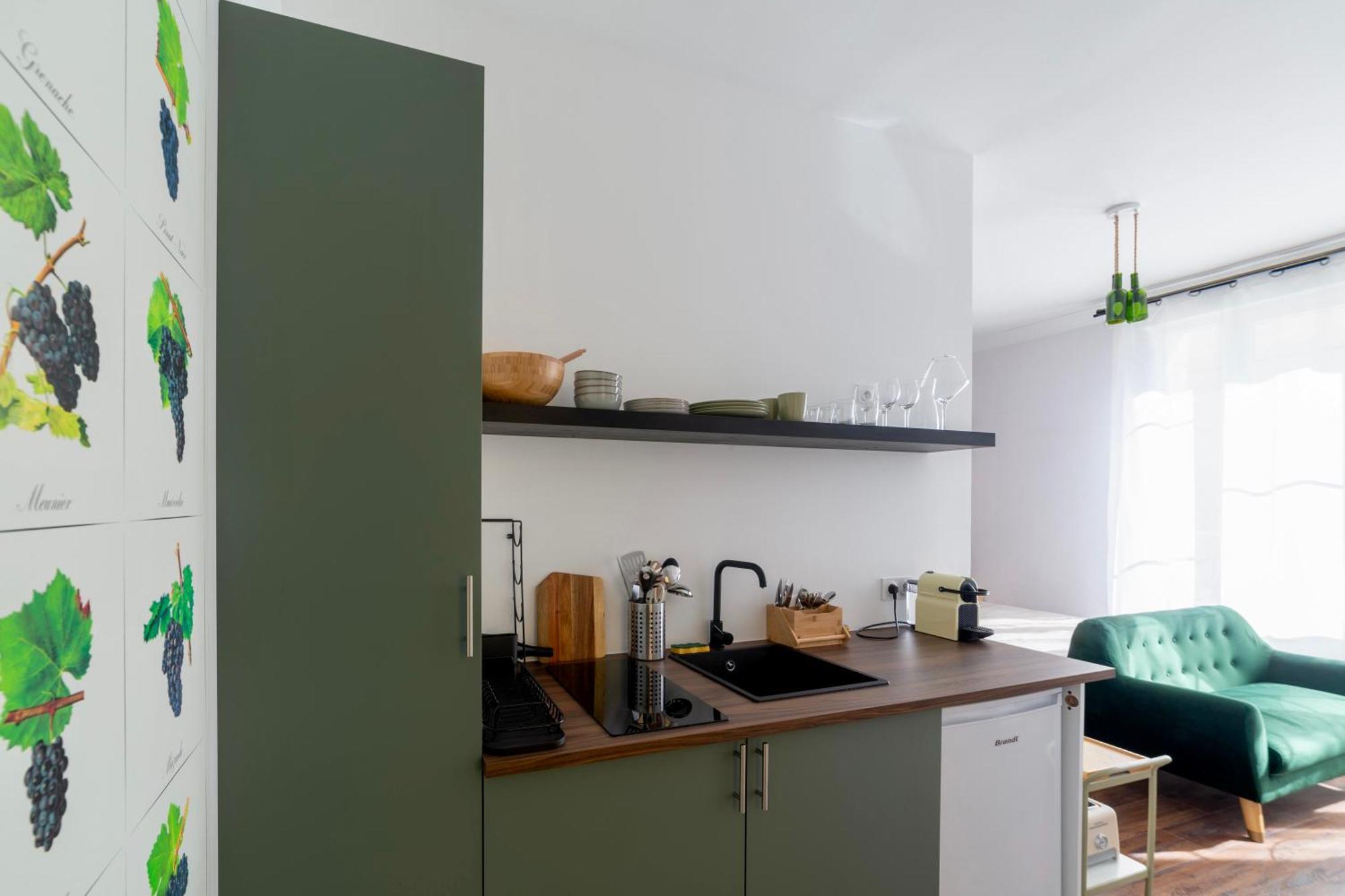 Suite Grand Cru - Spa & Terrasse Arveyres Exterior foto